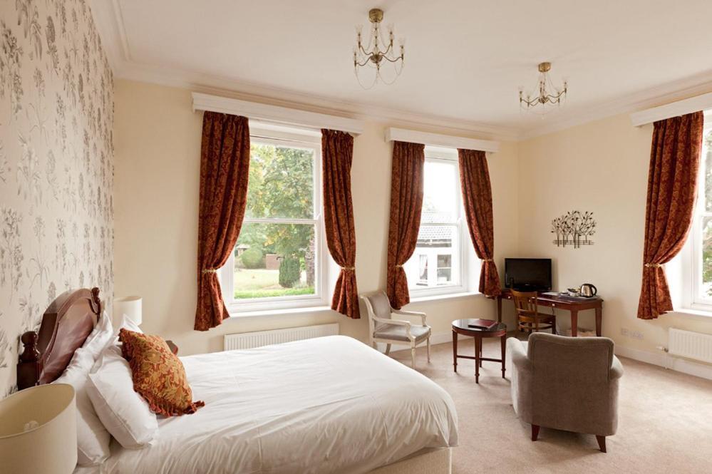 The Thomas Paine Hotel 셋퍼드 외부 사진