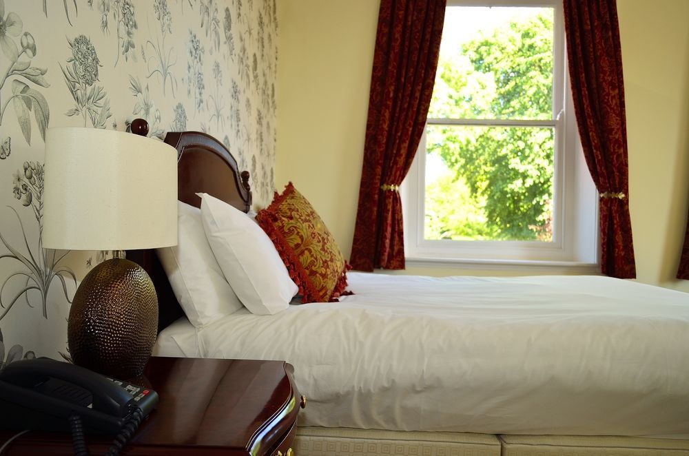 The Thomas Paine Hotel 셋퍼드 외부 사진